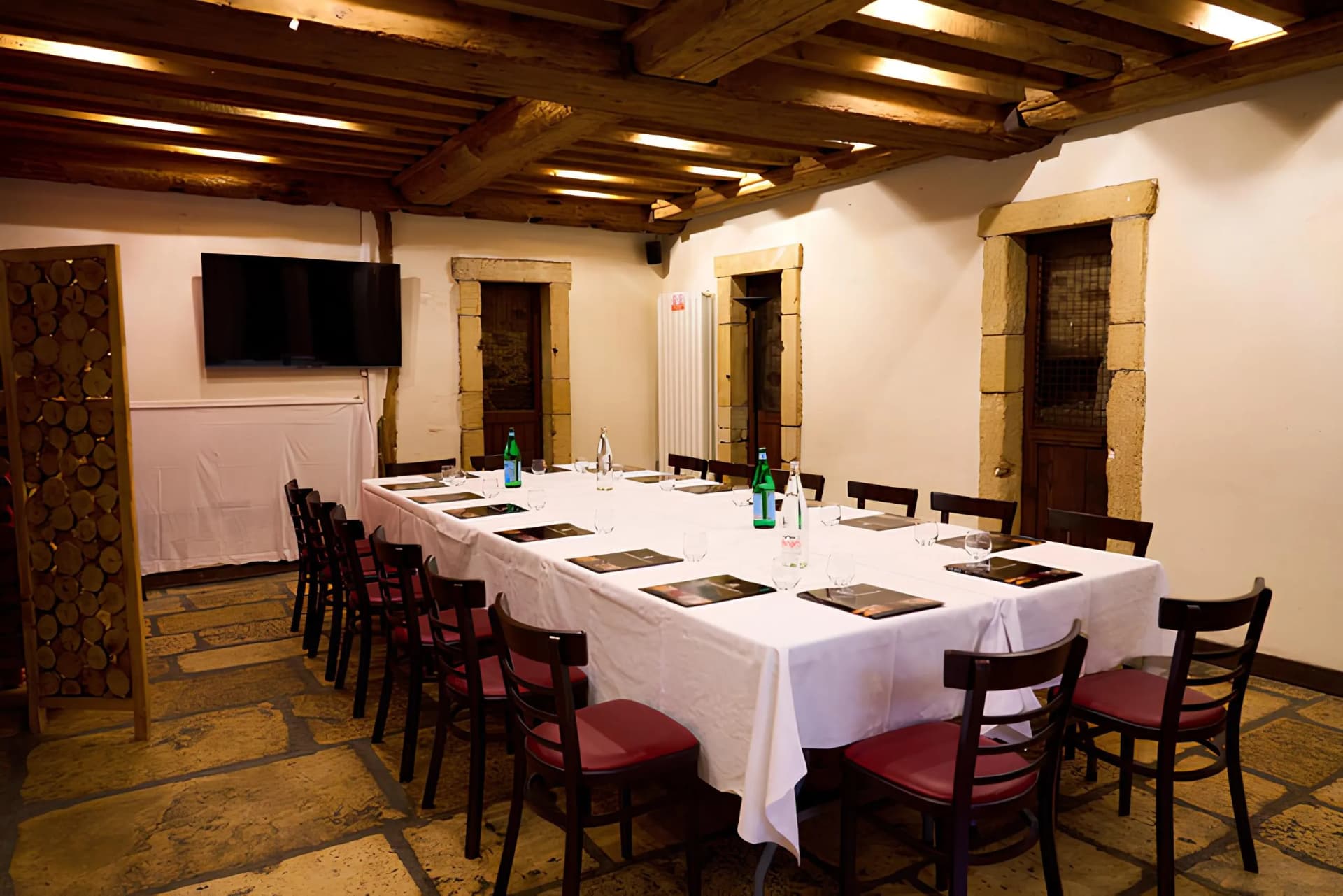 Salle de séminaire Aux Prisons à Montagny