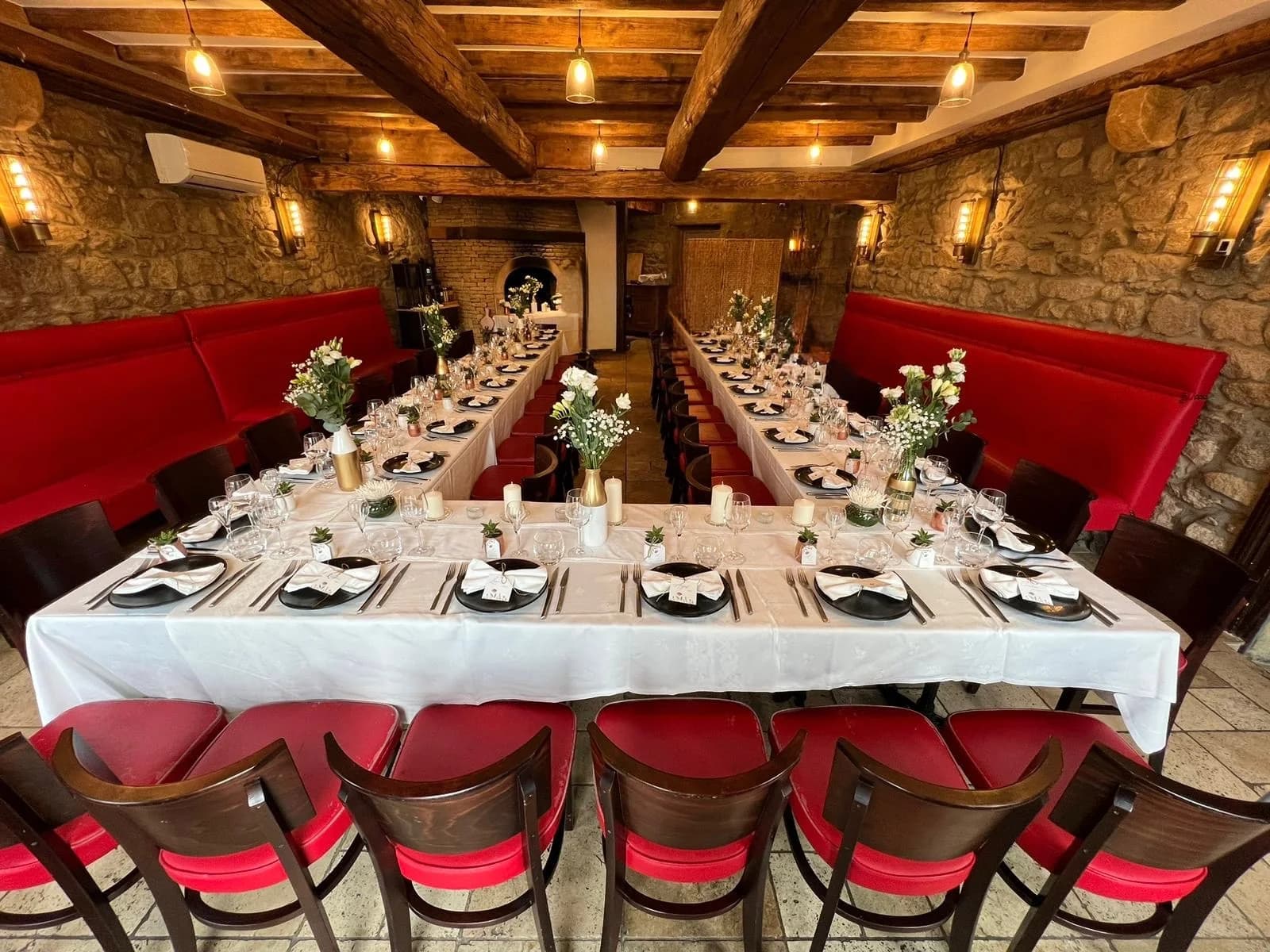Banquet préparé pour un événement privé aux Prisons