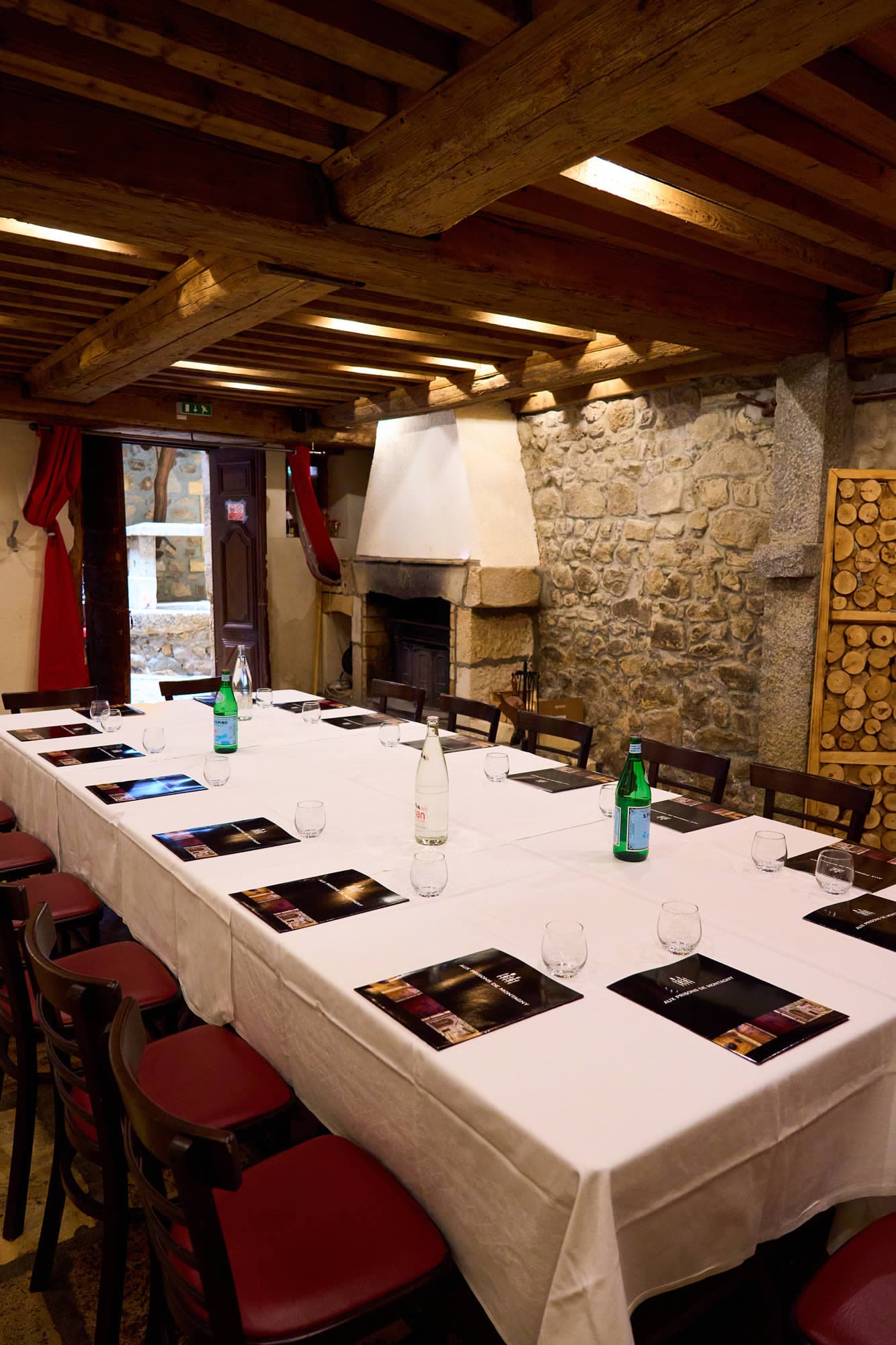 Salle de réunion Aux Prisons